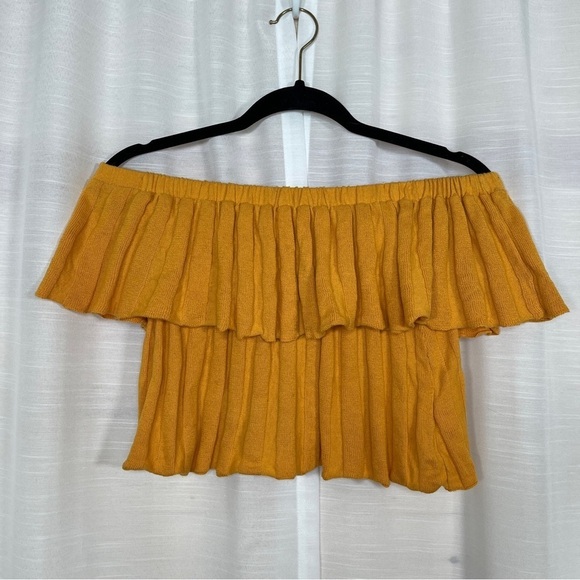 Urban Outfitters mustard yellow off shoulder crop top - Picture 1 of 7